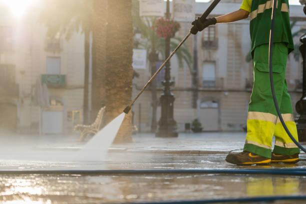 Best Pool Deck Cleaning  in Broadlands, VA
